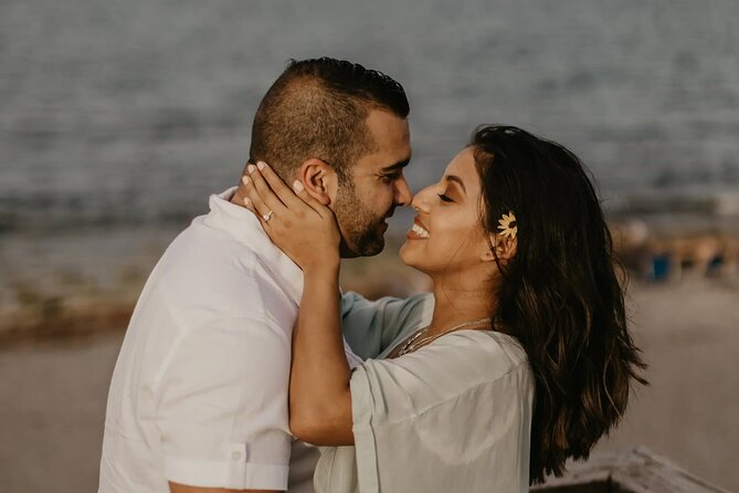 Couple Photoshoot in Goa - Sinquerim Beach: start with open views and relaxed poses