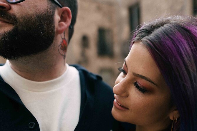 Couples Photoshoot Barcelona - Why this Gothic Quarter photo session works