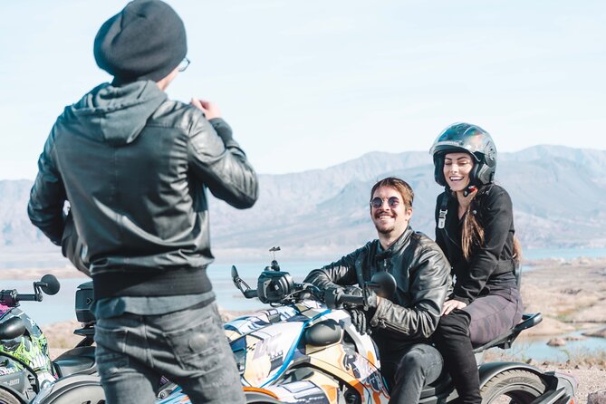 Couples Private Guided Red Rock Canyon Tour On A CanAm Trike - The ride to Red Rock Canyon Overlook