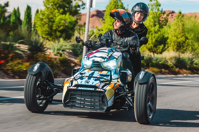 Couples Private Guided Red Rock Canyon Tour On A CanAm Trike - Getting comfortable before you leave Las Vegas