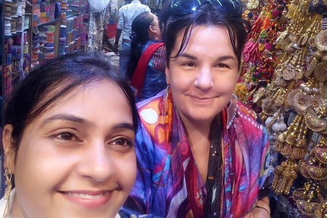 Delhi : Wedding Shopping Tour with Female Guide - Kinari Bazaar and Dariba Kalan jewelry