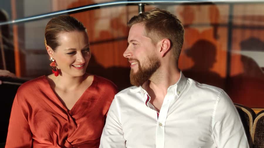 Dubai: Burj Khalifa Sunset Engagement with Porsche Pickup - The rose reveal at 500 meters