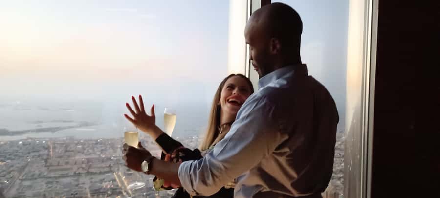 Dubai: Burj Khalifa Sunset Engagement with Porsche Pickup - The Porsche pickup and first impressions