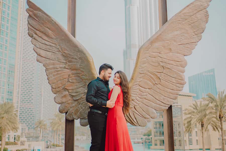 Dubai: Iconic Burj Khalifa Pre-Wedding Photoshoot - Key details before you book