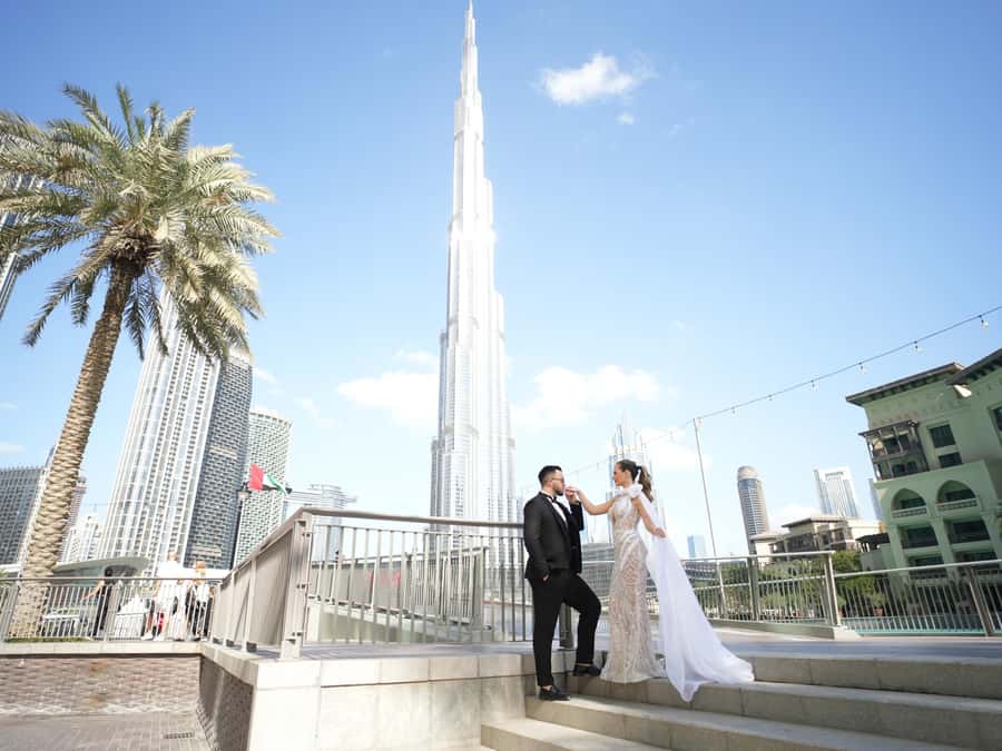 Dubai: Iconic Burj Khalifa Pre-Wedding Photoshoot - The Dandelion Light Sculpture