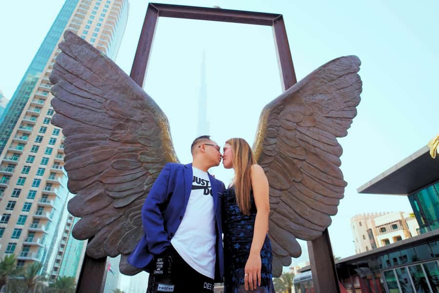 Dubai: Iconic Burj Khalifa Pre-Wedding Photoshoot - The photo package and what it is worth