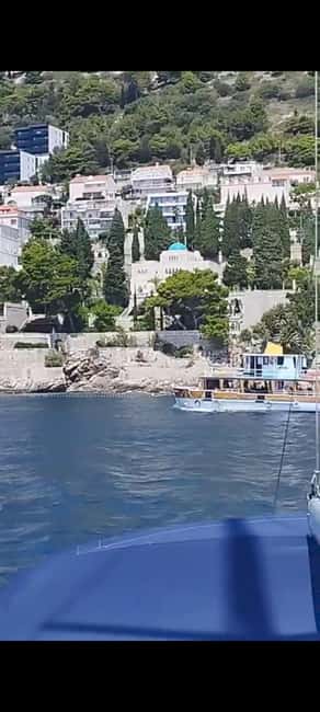 Dubrovnik:Romantic Private Sunset Tour to Old Town& Elafitiy - What can make the evening memorable