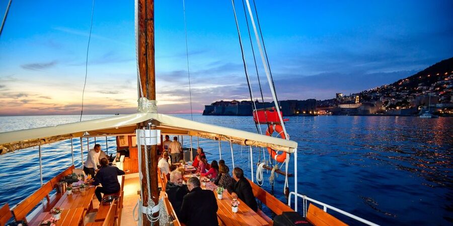 Dubrovnik: Sunset Dinner Cruise around the Old Town - Seeing the Old Town walls from the sea