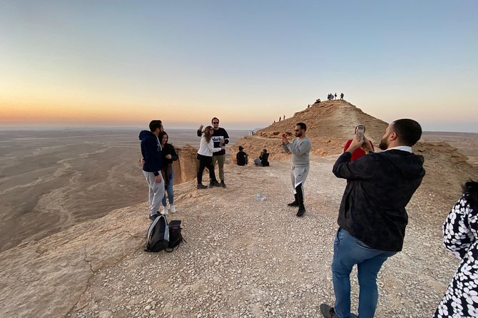 Edge of the World with 4x4 vehicles, sunset Dinner and stargazing - Dinner under the desert sky