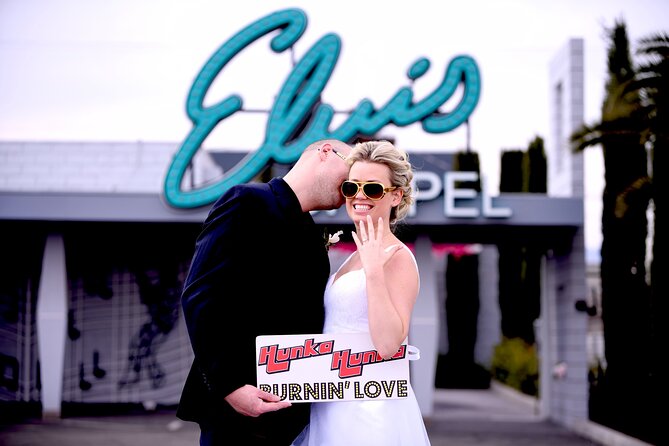 Elvis Chapel Wedding and Vow Renewal - Who will enjoy this most