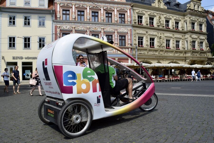 Erfurt: Romantic Rickshaw Tour For Two - Champagne and a View