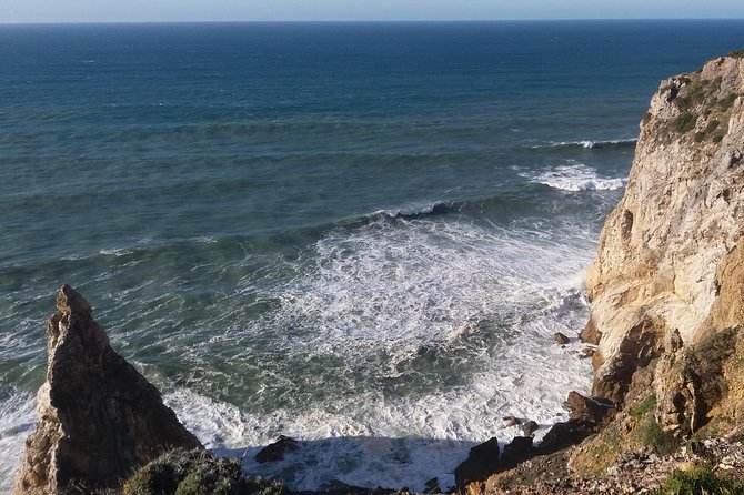 Fairy-Tale Romantic Sintra & Fishermen Village Cascais Highlights - Two hours at Pena Palace and its gardens