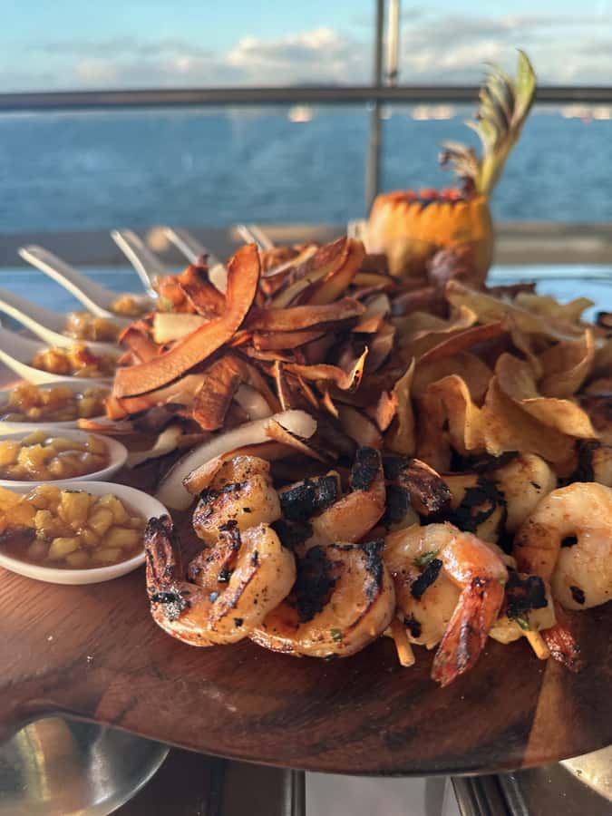 Fiji: Captain Cook Cruises Sunset Dinner Cruise - A few smart ways to enjoy it