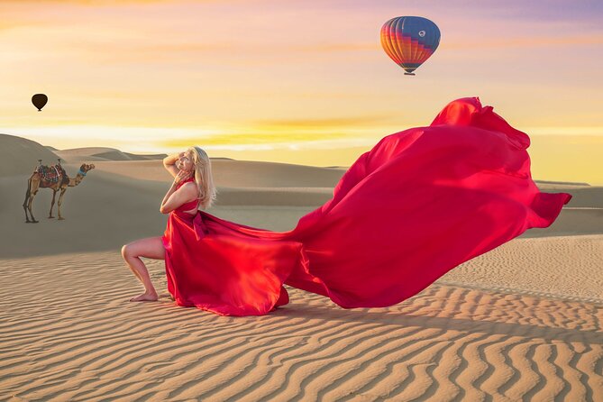 Flying Dress Photoshoot Dubai Solo, Couple and Group 3Hours - Choosing between desert sand and Palm Jumeirah