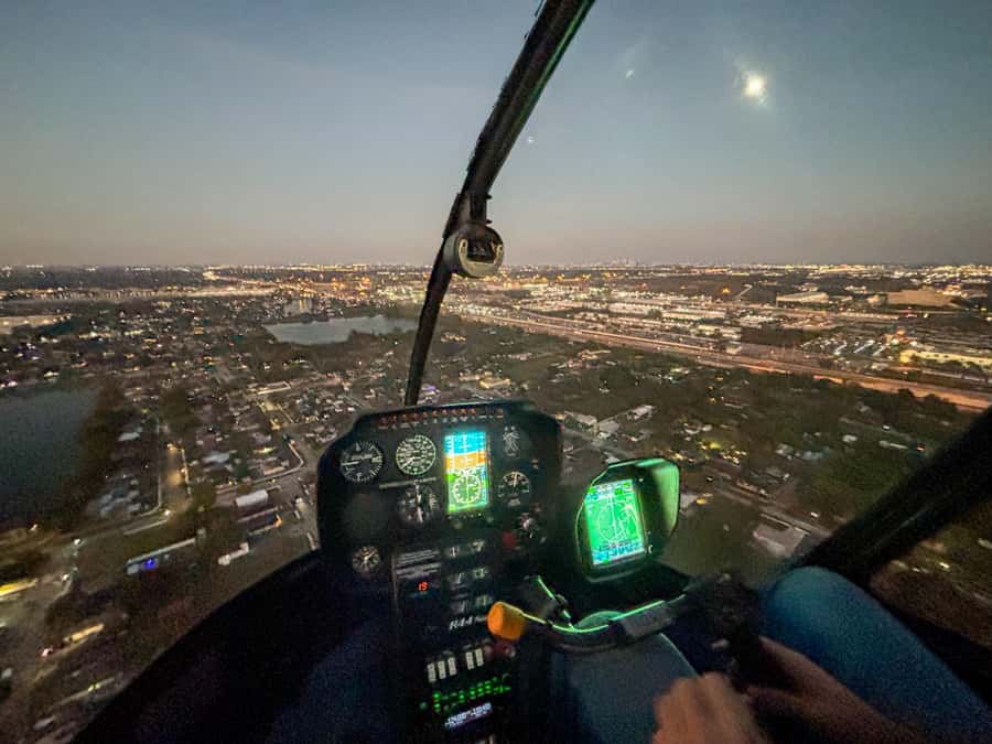 Fort Lauderdale : Romantic Champagne Helicopter Flight Tour - Thirty minutes above Fort Lauderdale