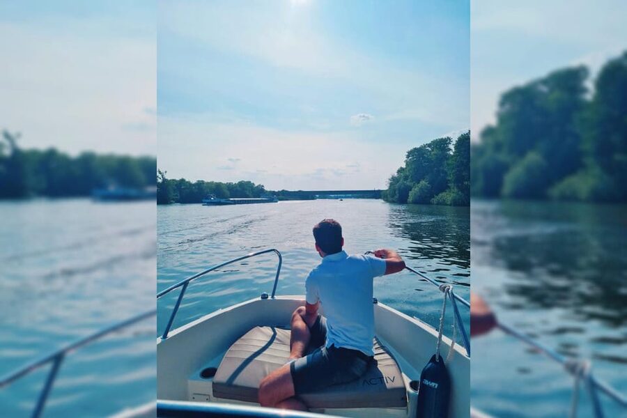Frankfurt: Private Romantic Skyline Boat Tour - The captain makes the difference
