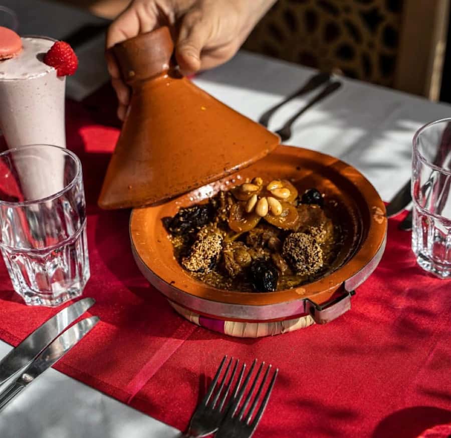From Marrakech: Rooftop Dinner & Romantic Medina Views - Music and cultural performances keep the evening moving