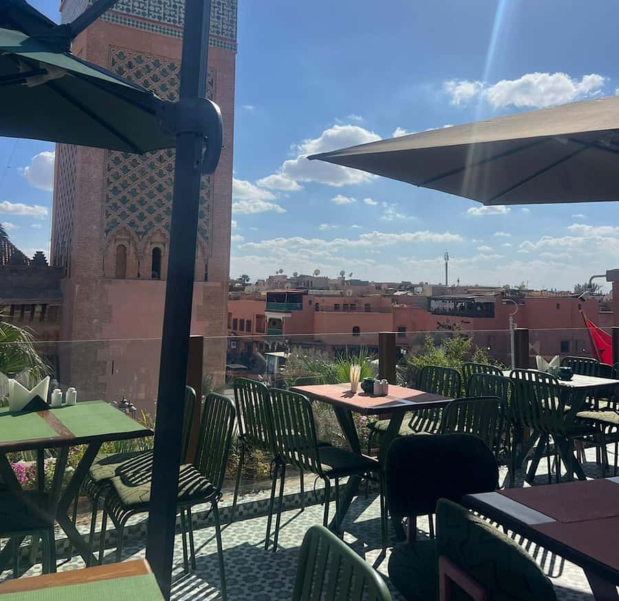 From Marrakech: Rooftop Dinner & Romantic Medina Views - Practical details that affect your choice