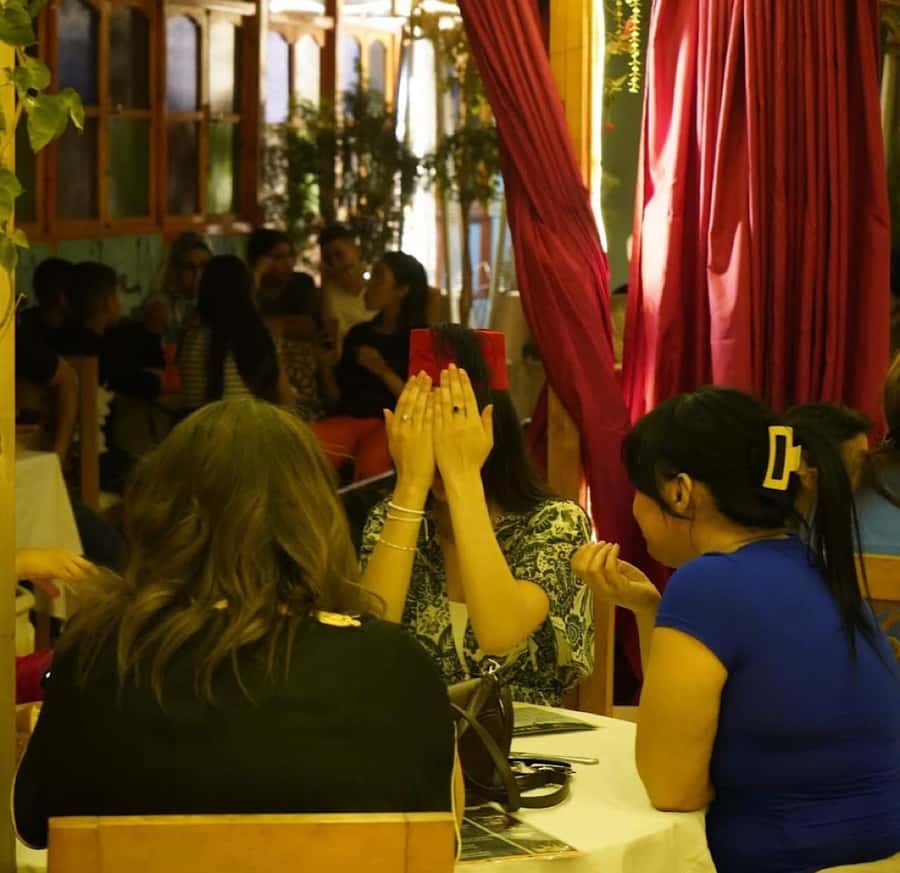 From Marrakech: Rooftop Dinner & Romantic Medina Views - Finding Al Khayma Marrakech in the medina