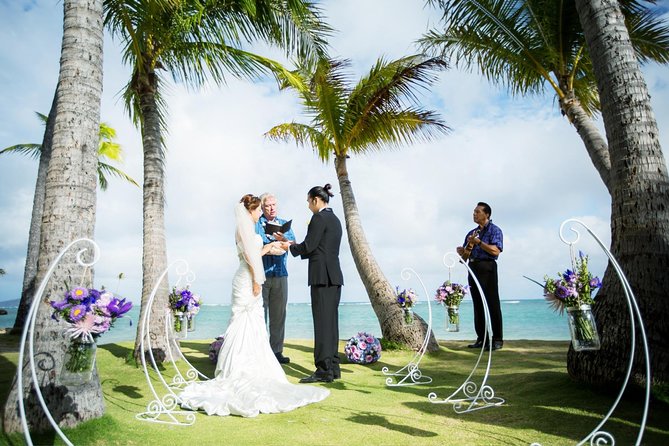 Hawaii Wedding - Aloha Beach Wedding and Photo Session - Waialae Beach Park and the ceremony setting