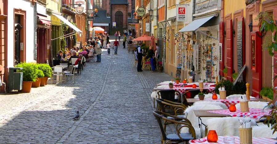 Heidelberg: City of Romance 2-Hour Walking Tour - The Alte Brücke and Its River Views