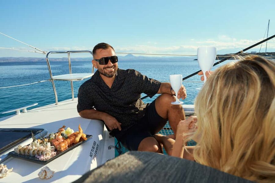 Heraklion: Dia Island Romantic Sunset Cruise with Wine - Key points to know before booking