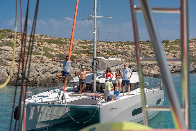 Heraklion: Sunset Luxury Cruise with Sushi and Open Bar - Sailing toward Dia and its sleeping-dragon shape
