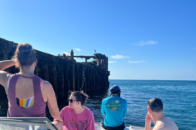 Honeymoon Harbour and The Sapona Day Trip - What the boat ride adds