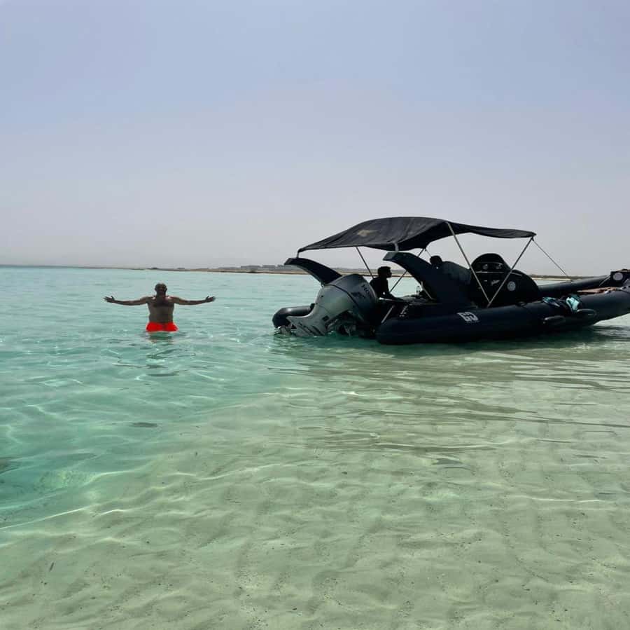 Hurghada: Private Dinner and Sunset Yacht Cruise - The practical weak spots