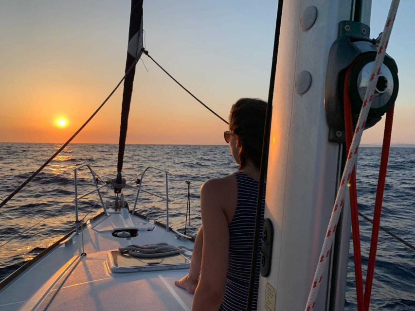 Hvar: Romantic Sunset Sailing Experience On A Comfort Yacht - Key points to know before booking