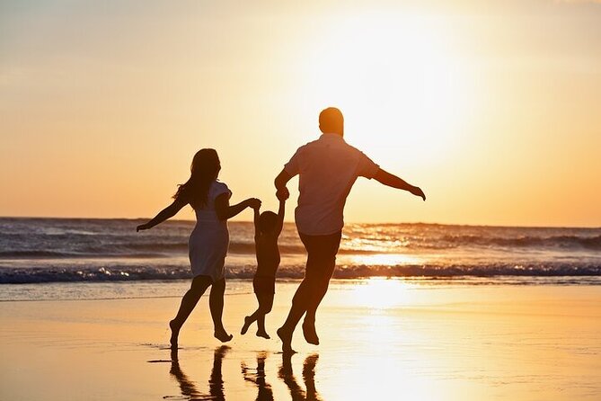 Kauai Professional Photographer Couples and Families - Choosing between family, couple, wedding, and proposal sessions