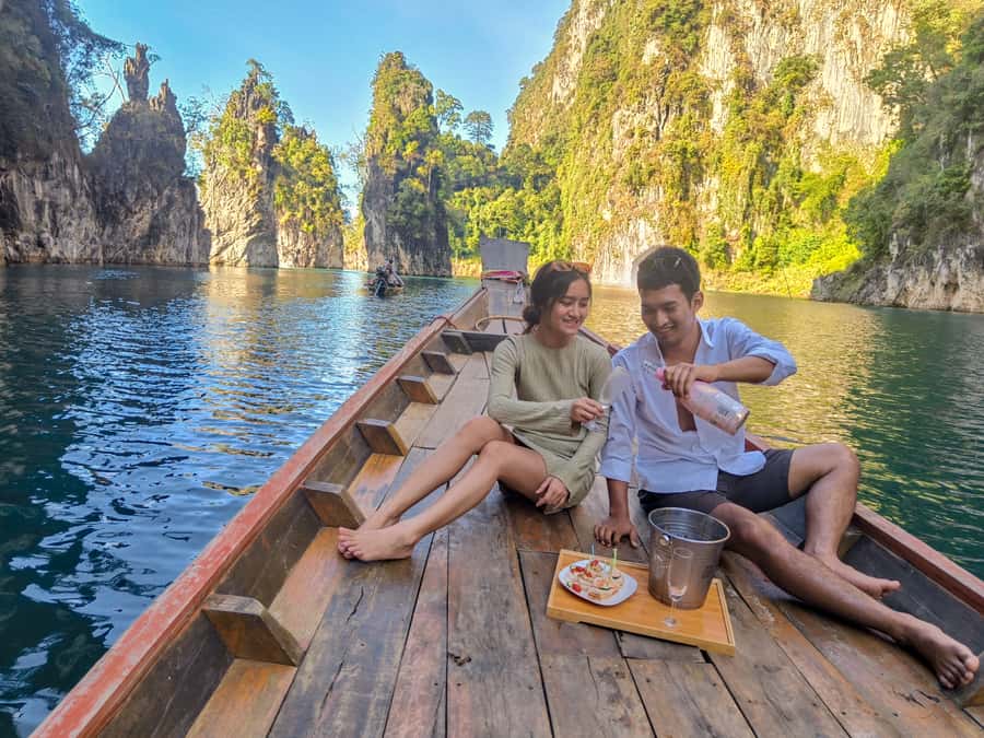 Khao Lak: Cheow Lan Lake Romantic Sunset Cruise with Drinks - Sunset, weather, and the romantic side