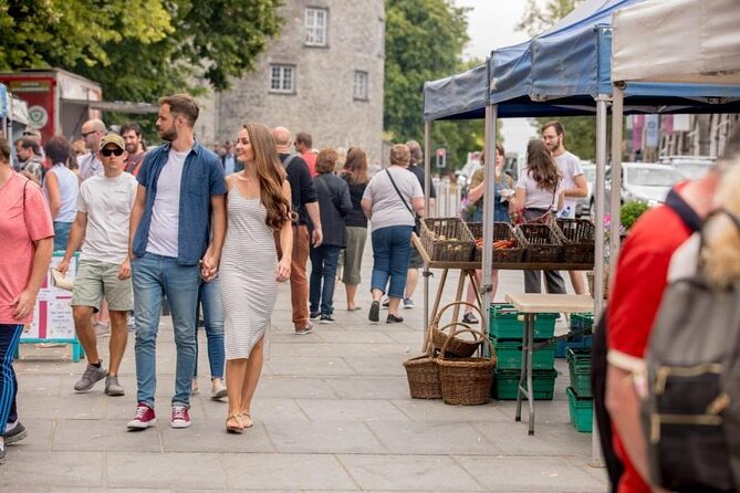 Kilkenny Romance: Private Tour with Professional Guide - Seeing St. Canice’s Cathedral and the Round Tower