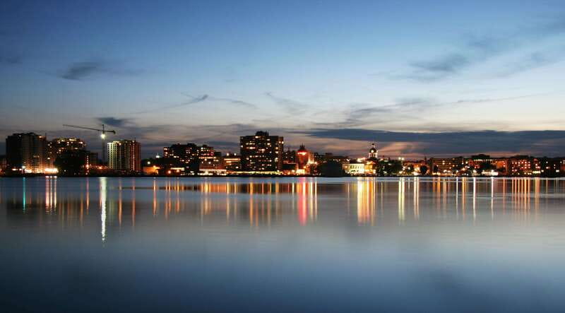 Kingston: Sunset Dinner Cruise - Getting to Crawford Wharf