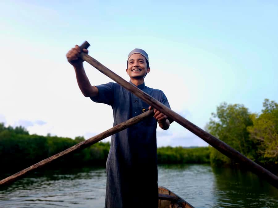 Koh Lanta: Romantic Sunrise Private Gondola Tour - The gondola ride through Tung Yee Peng