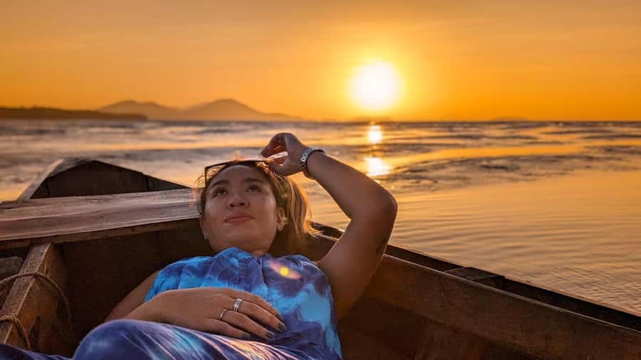 Koh Lanta: Romantic Sunrise Private Gondola Tour - A 5 AM pickup and a local welcome