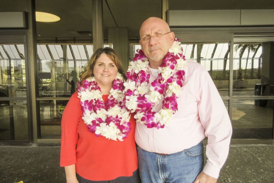 Kona Honeymoon Airport Lei Greeting - Why the lei matters at the start of a honeymoon