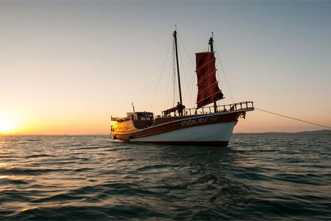 Krabi Romantic Sunset Cruise with BBQ Seafood Dinner by Krabi Sea Cruise - Koh Poda adds another hour in the water