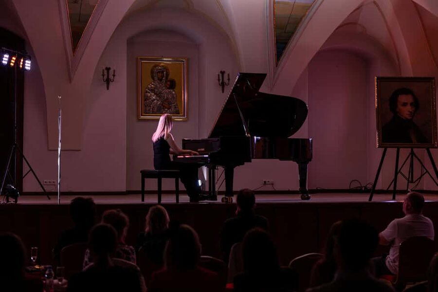 Kraków: Romantic Candlelight Chopin Piano Concert - Chopin at the center of the program