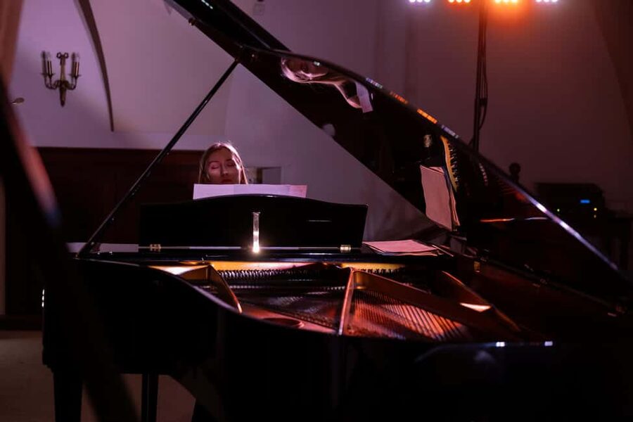 Kraków: Romantic Candlelight Chopin Piano Concert - How the one-hour concert unfolds
