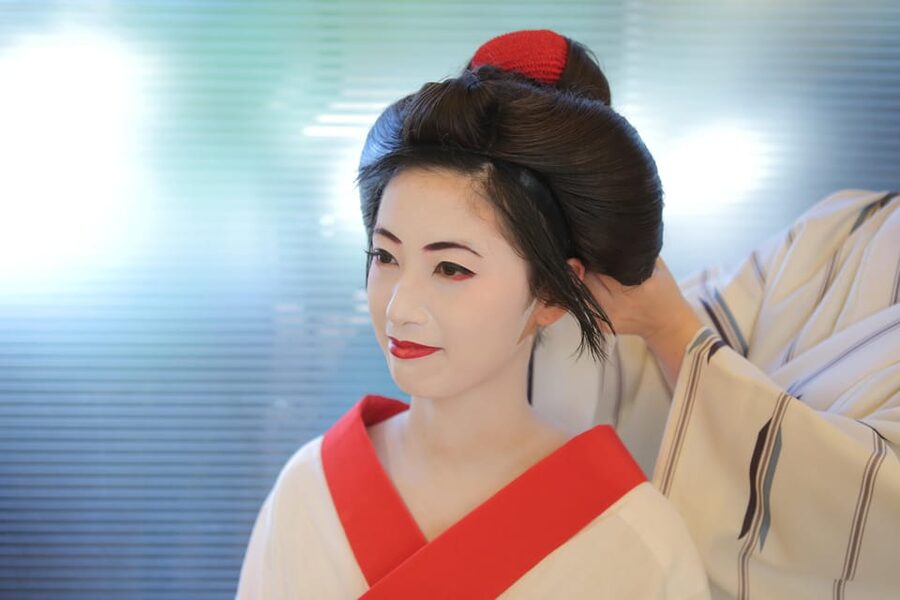 Kyoto kiyomizu Temple : Maiko and Samurai Couple Photoshoot - Getting there from central Kyoto