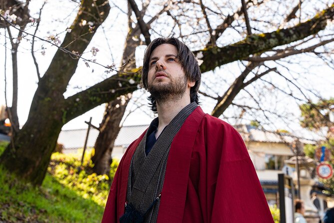 Kyoto Private Kimono Photoshoot for Couple and Solo - A Kyoto portrait session with the city as your backdrop