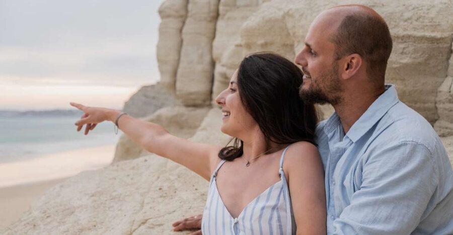 Lagos: Photoshoot for couple - A private photo session on the Algarve coast