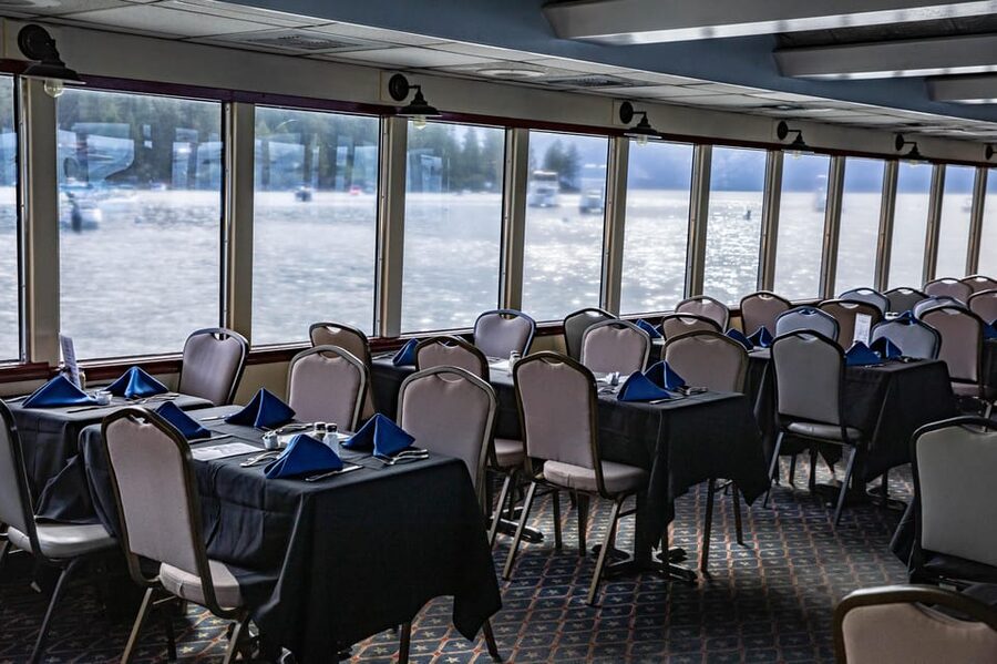 Lake Tahoe: Sunset Dinner Cruise - Boarding at historic Zephyr Cove