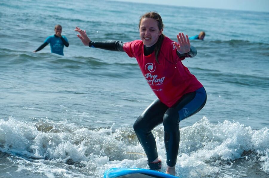 Las Palmas: Learn to Surf with a Special Price for Two Group - Four hours of instruction, with one timing detail to check