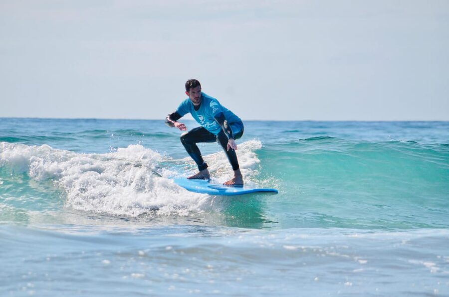 Las Palmas: Learn to Surf with a Special Price for Two Group - Arriving at the Pro Surfing Company school