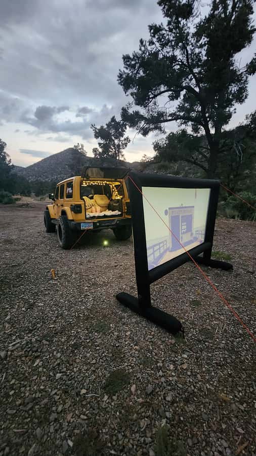 Las Vegas: Couple's Movie Night in the Mountains - Practical details before you reserve