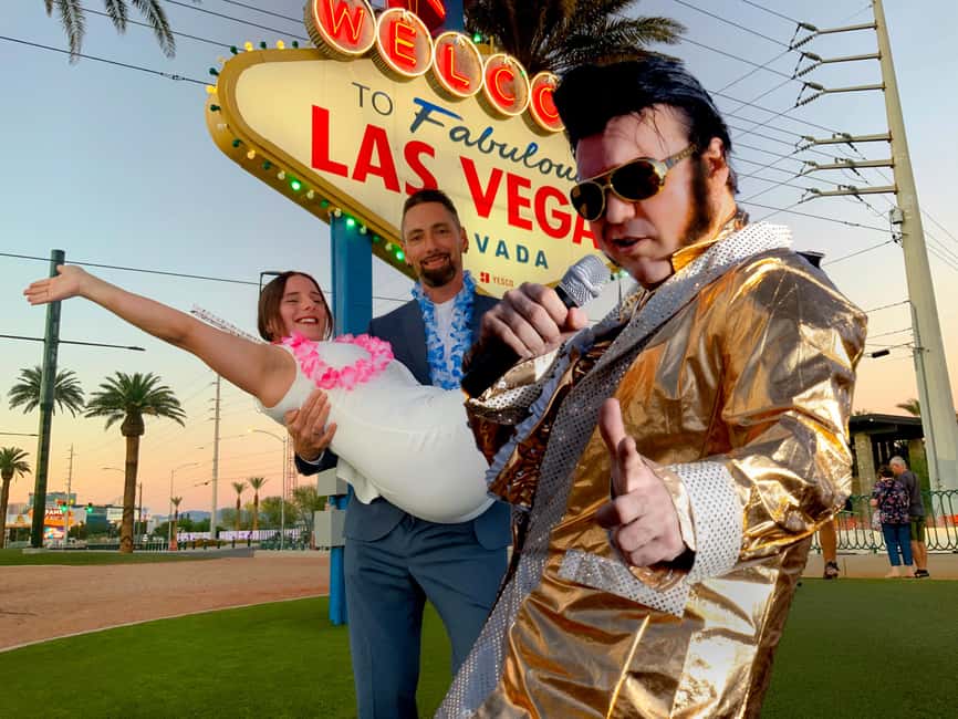 Las Vegas: Gold Elvis Vow Renewal or Wedding at Welcome Sign - What you receive for $98 per person