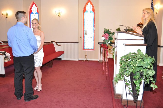 Las Vegas Wedding at A Special Memory Wedding Chapel - The real cost of a legal ceremony