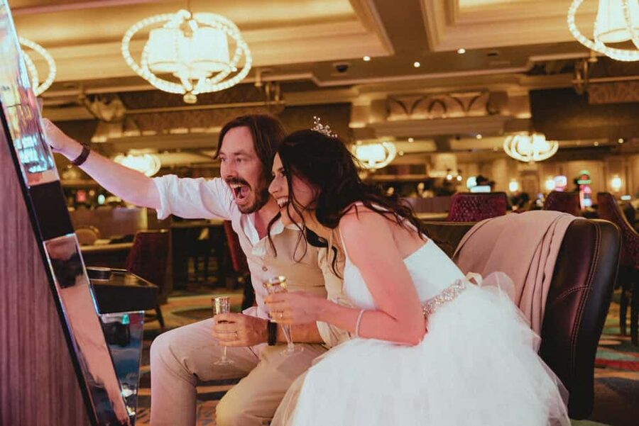 Las Vegas: Wedding Chapel Photography Session - Chapel photos first, Strip photos after